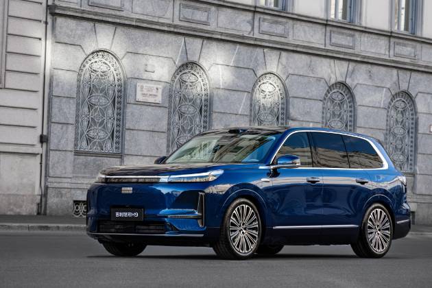 AI科技大六座旗舰SUV，吉利银河M9惊艳亮相米兰