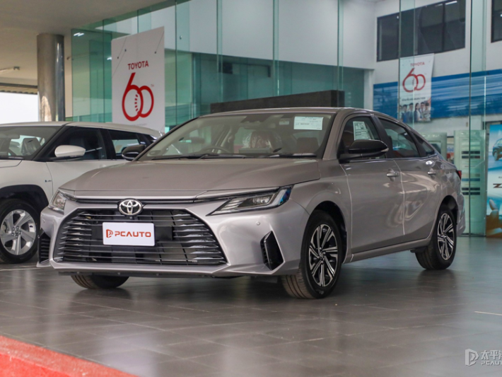การกําหนดค่าของ Toyota Yaris Ativ สี่รุ่นแตกต่างกันอย่างไร?