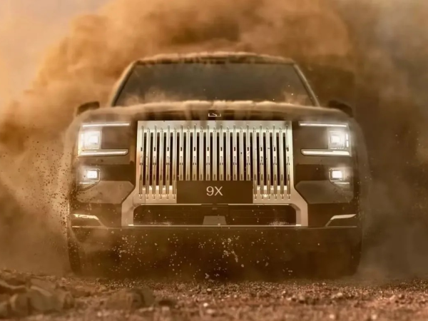 Geelyกำลังจะเปิดตัว Zeekr 9x โดยมีรูปลักษณ์เหมือน Rolls-Royce Cullinan
